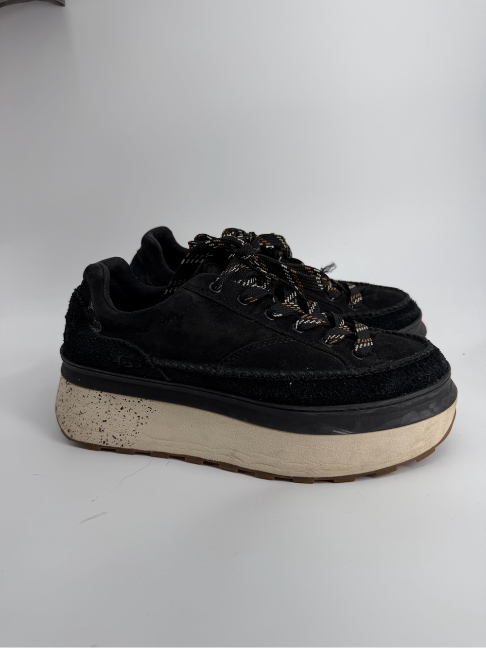 UGG Marin Lace Black Suede Platform Chunky Sneakers Womens Size 9 1120720